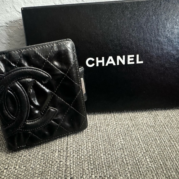🌺 Chanel cambon compact wallet in black lambskin - Picture 9 of 12